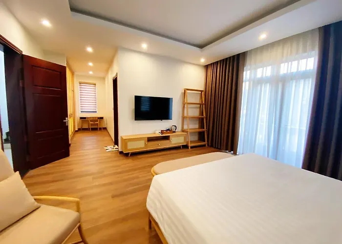 9 Ngu Beverly Hill - Trung Tam Bai Chay * Hạ Long